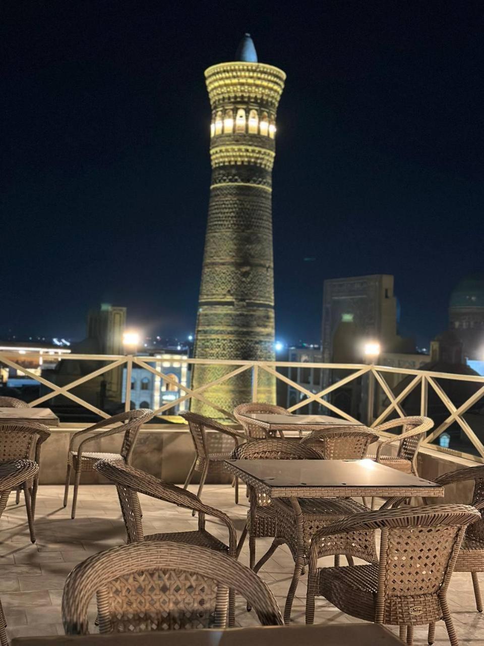 Poyi Kalon Teracce Hotel حلال Bukhara Exterior photo